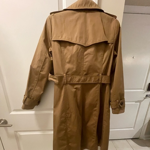 Banana Republic Size Medium Trench Coat - Picture 8 of 9